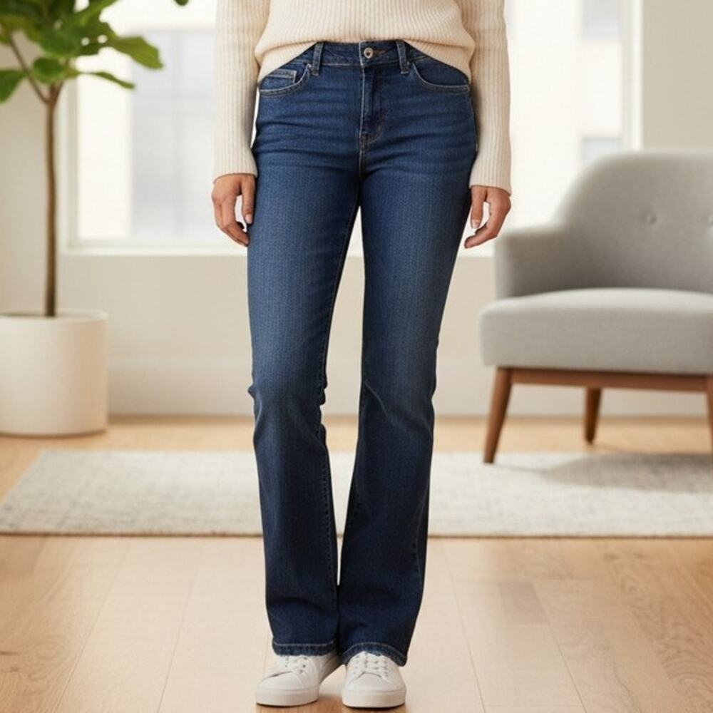 Wrangler Q-Baby Womens 28 Riding Jeans No Gap Waist Stretch Blue Denim QB2